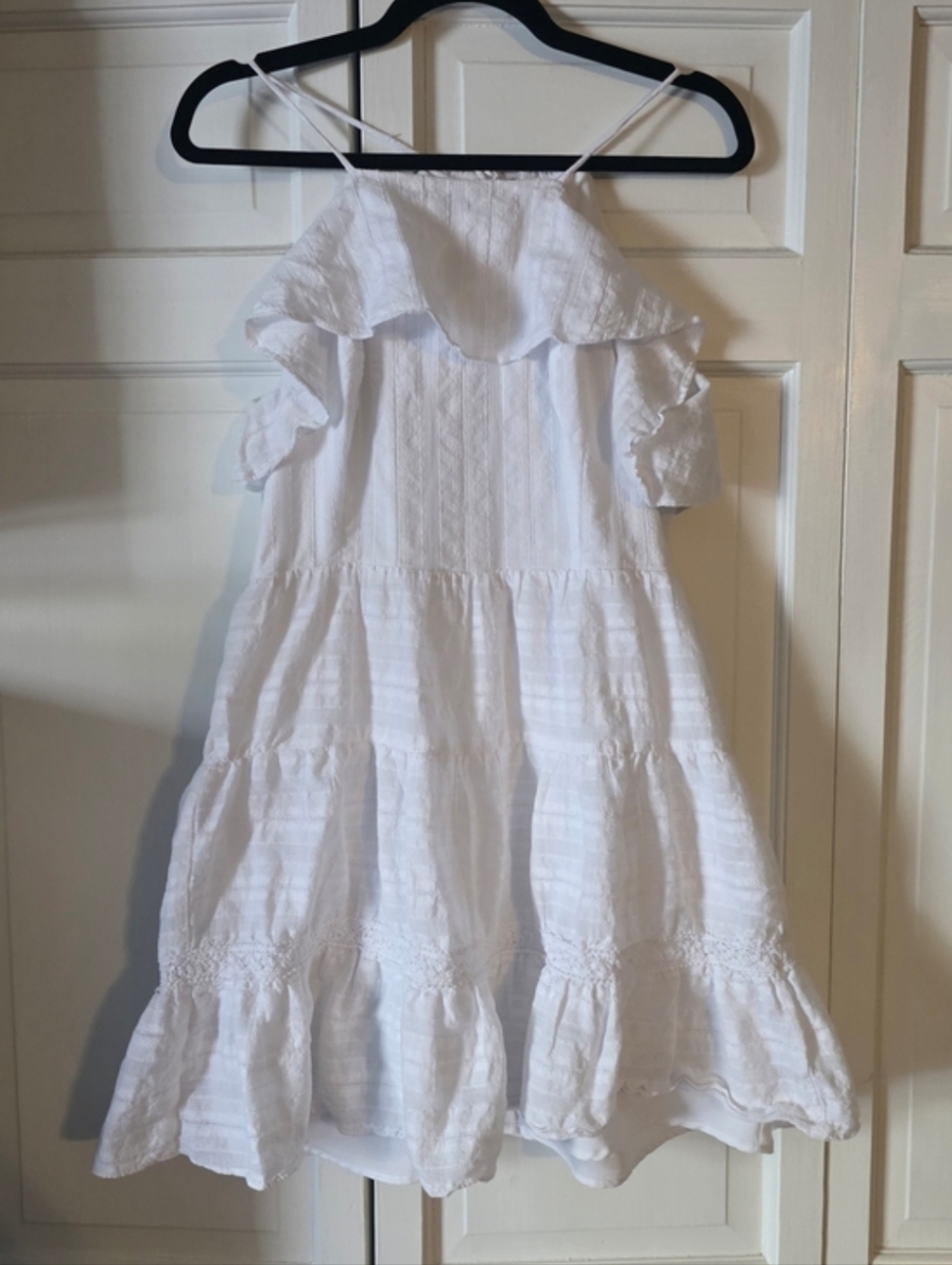 BCBGeneration White Ruffle Mini Dress Size 12 Cottagecore Boho Tiered Lace - Picture 5 of 5
